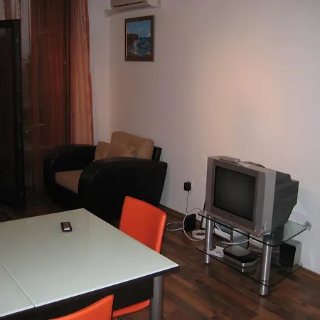 Apartment Nesebar * نيسيبار